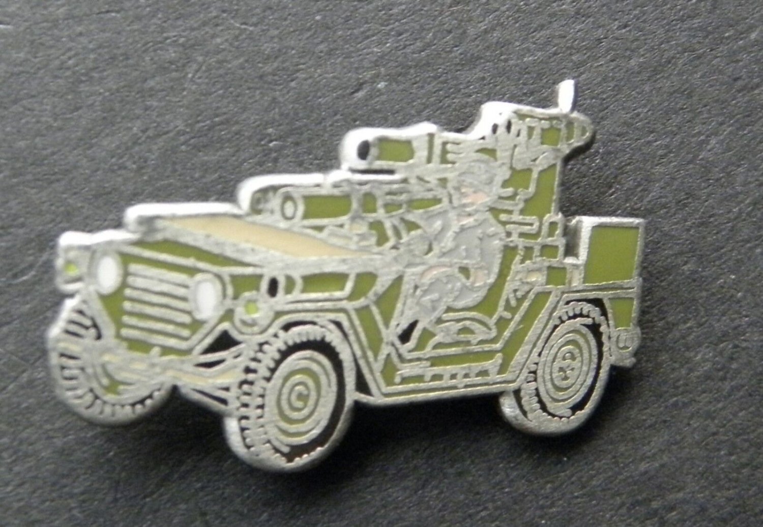 ARMY JEEP M151 ROCKET LAUNCHER LAPEL HAT PIN BADGE 1 INCH