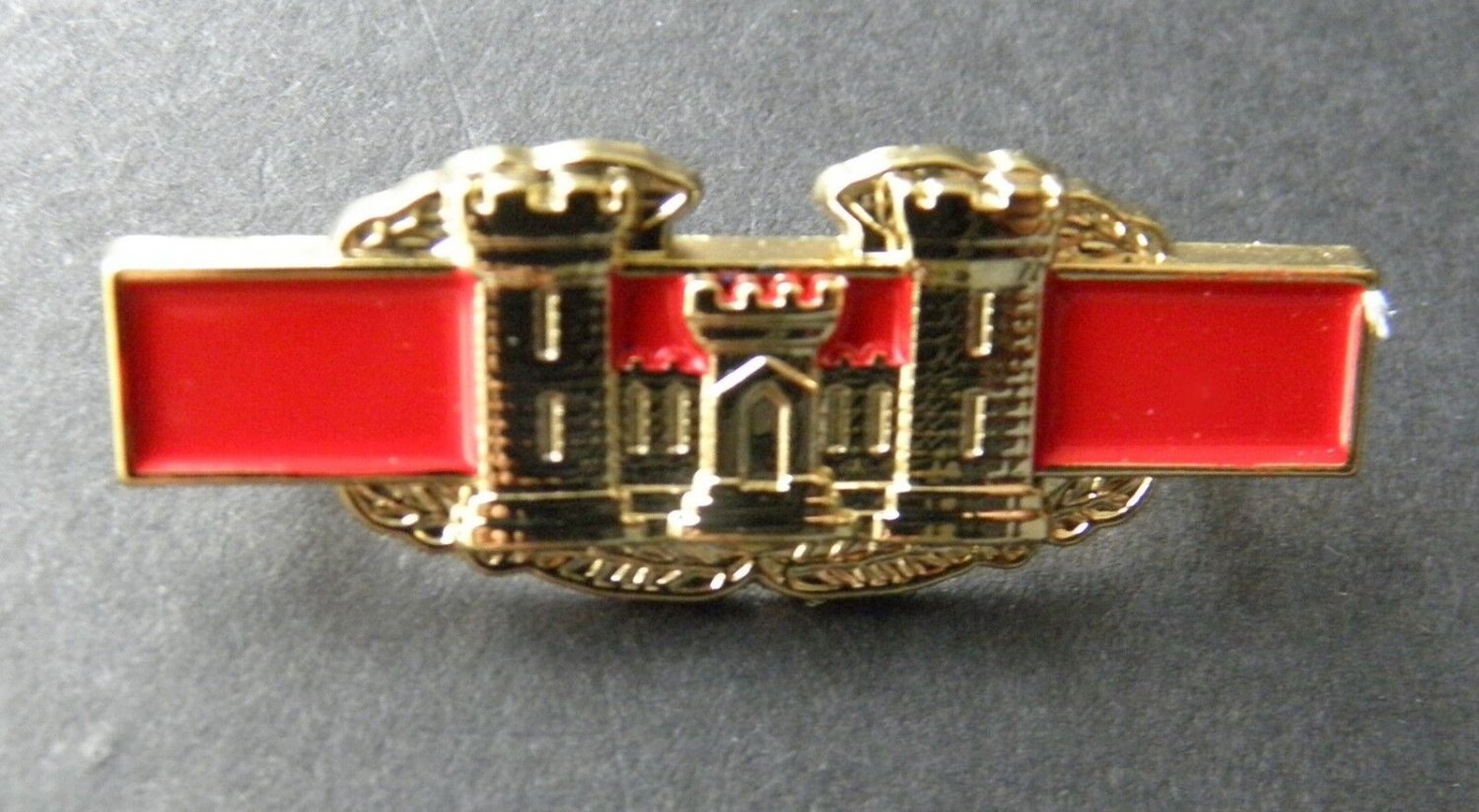 US ARMY COMBAT ENGINEER AWARD LAPEL PIN BADGE 1.5 INCHES