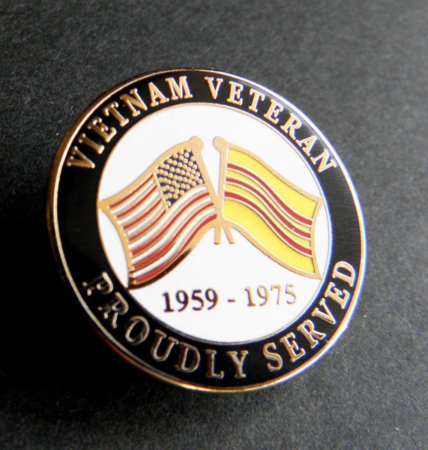 VIETNAM VET VETERAN 1959 - 1975 USA FLAG LAPEL HAT PIN BADGE 1 INCH