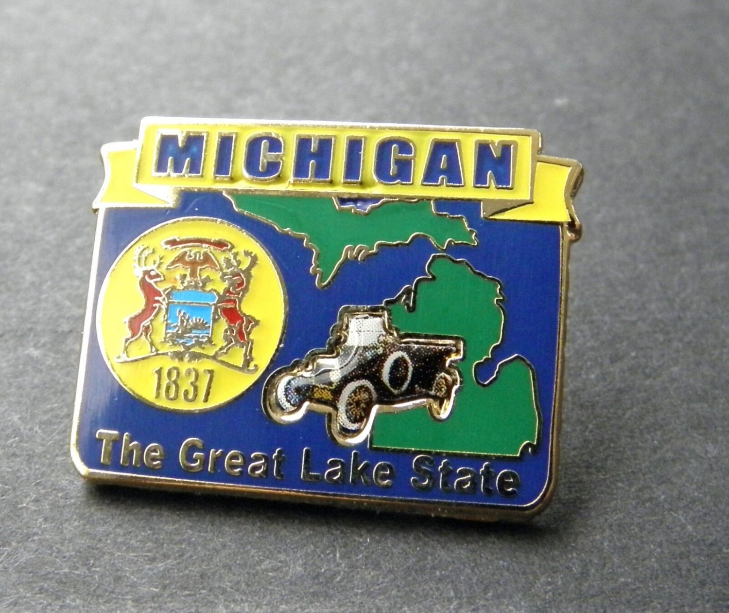 MICHIGAN US STATE MAP GREAT LAKE STATE 1837 LAPEL PIN BADGE 1 INCH