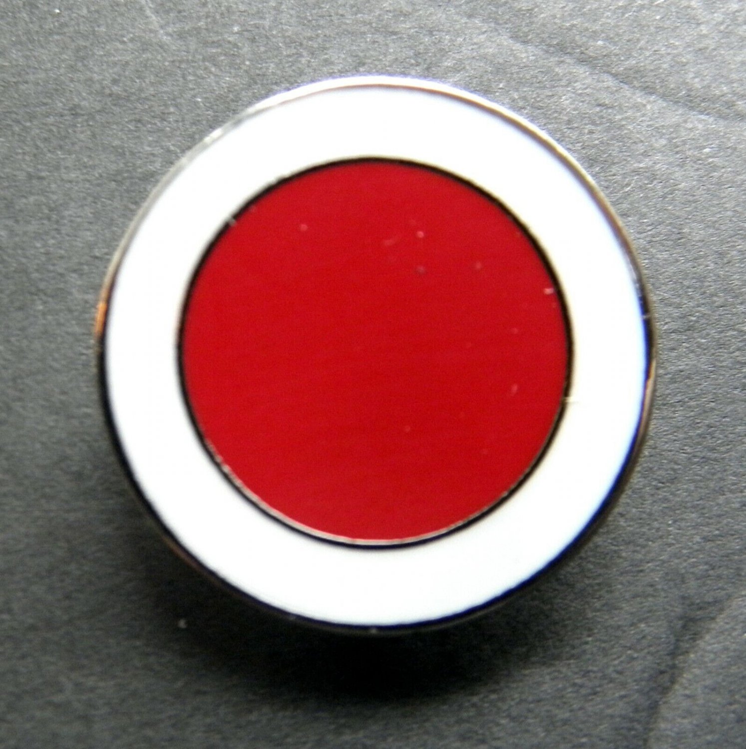US ARMY 37th INFANTRY DIVISION BUCKEYE LAPEL PIN BADGE 1 INCH