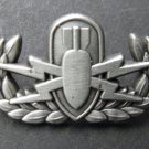 ARMY EOD EXPLOSIVE ORDINANCE DISPOSAL BASIC BADGE LAPEL HAT PIN 1.25 INCHES