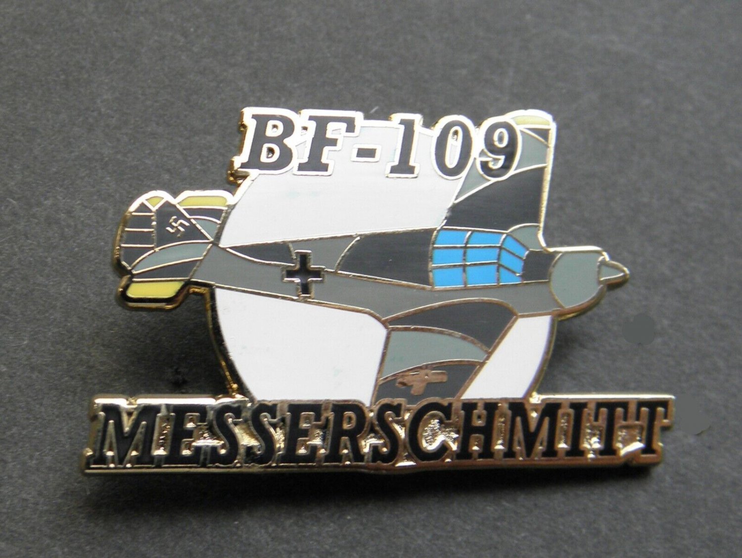 MESSERSCHMIDT B-109 WWII GERMAN FIGHTER AIRCRAFT LAPEL PIN 1.5 Inches