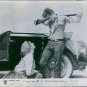 Elizabeth Taylor as Leslie Lynnton Benedict and James Dean as Jett Rink in a sce