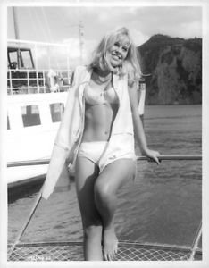 8x10 photo Julie Christie on boat in bikini