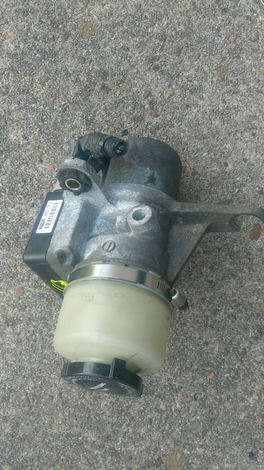 0005 TOYOTA MR2 SPYDER ELECTRIC POWER STEERING PUMP MOTOR ASSEMBLY