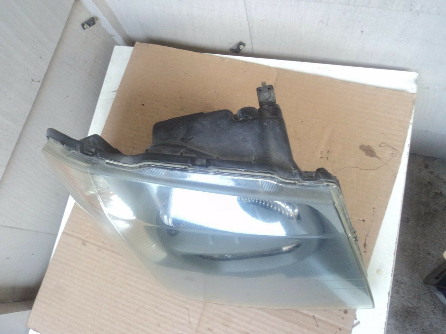 05  ISUZU ASCENDER PASSENGER RIGHT SIDE   HEADLIGHT HEADLAMP