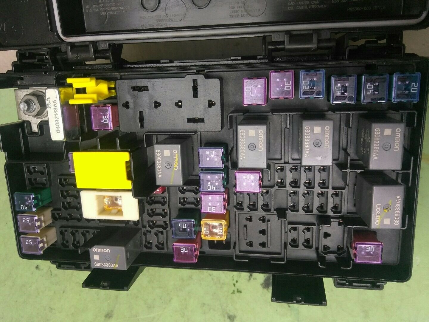 2011 Jeep/Dodge Totally Integrated Power module TIPM  04692331AG