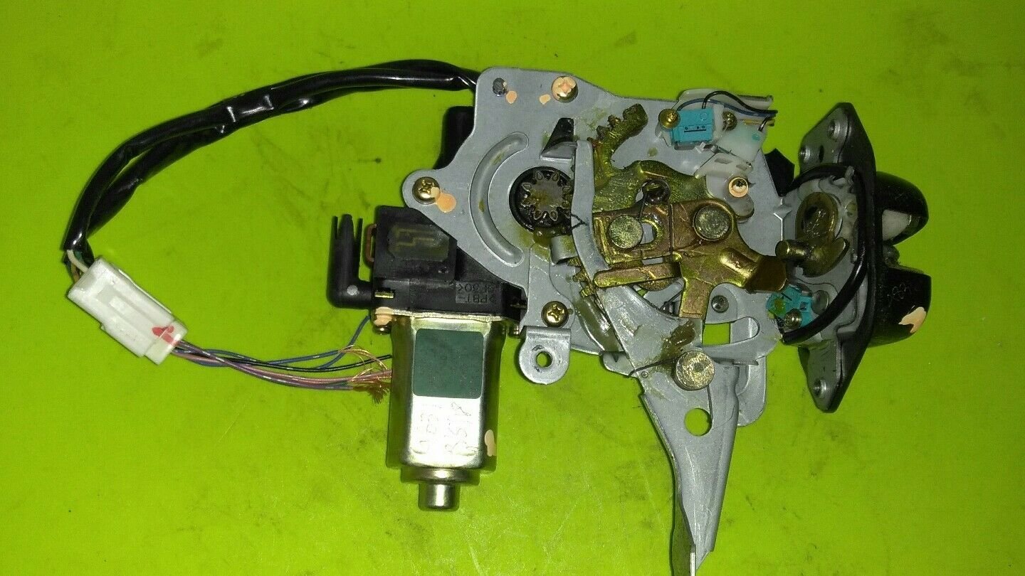INFINITI FX35 TAIL GATE TRUNK LATCH LOCK ACTUATOR ASSEMBLY OEM 2003 - 2008