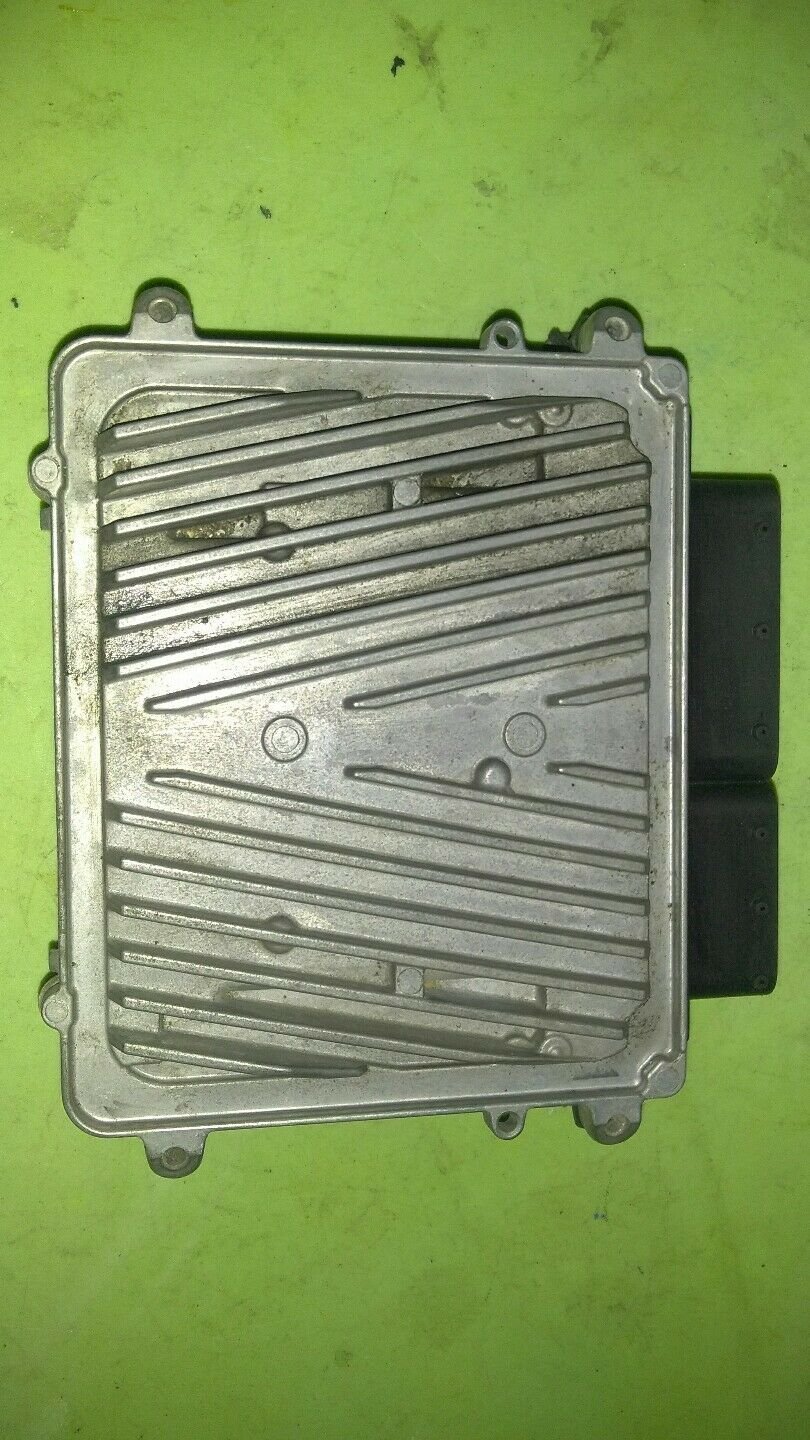 06 - 07 Mercedes W203 C230 Engine Computer Module 6 cyl. ECU A 272 153 44 79