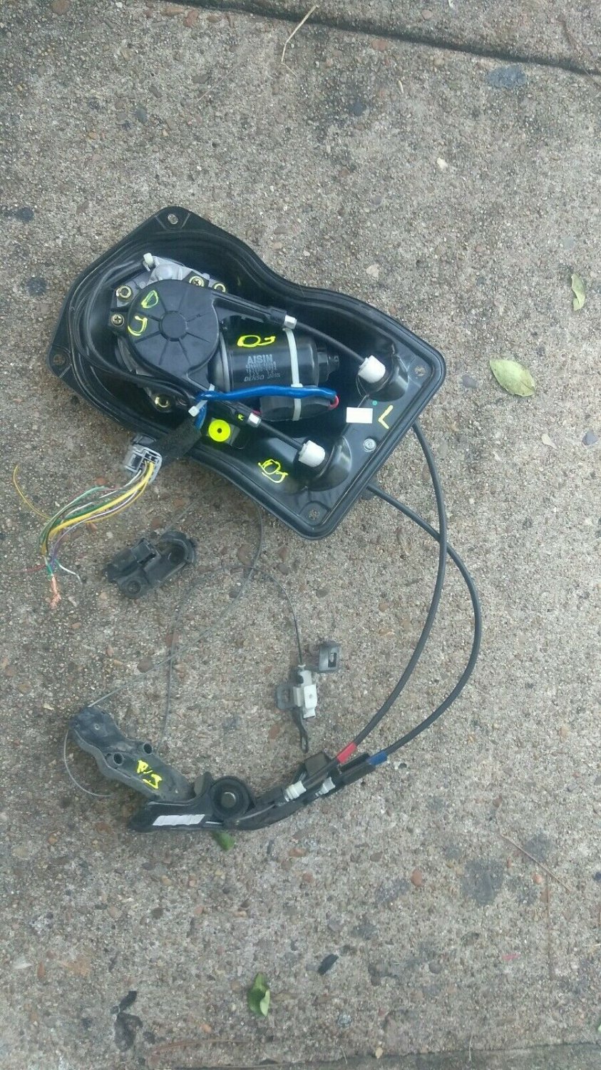 2004-2010 TOYOTA SIENNA DRIVER LEFT SIDE SLIDING DOOR MOTOR WITH CABLES