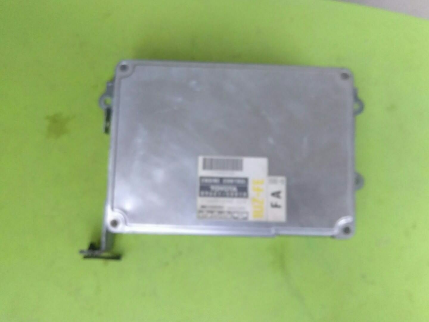 90 91 92 LEXUS LS400 ENGINE ECM ELECTRONIC CONTROL MODULE 89661-50010 8966150010