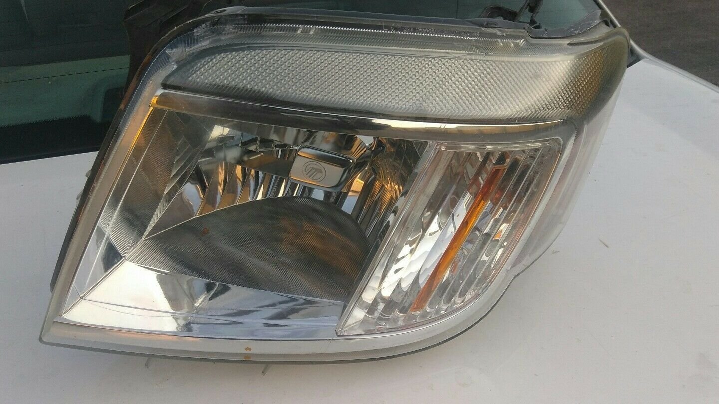 2008-2011 MERCURY MARINER DRIVER LEFT SIDE HALOGEN HEADLIGHT HEADLAMP NICE