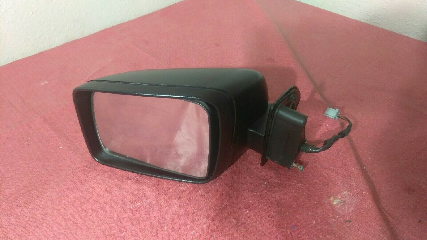 2006-2009 LAND ROVER LR3 DRIVER LEFT SIDE DOOR MIRROR