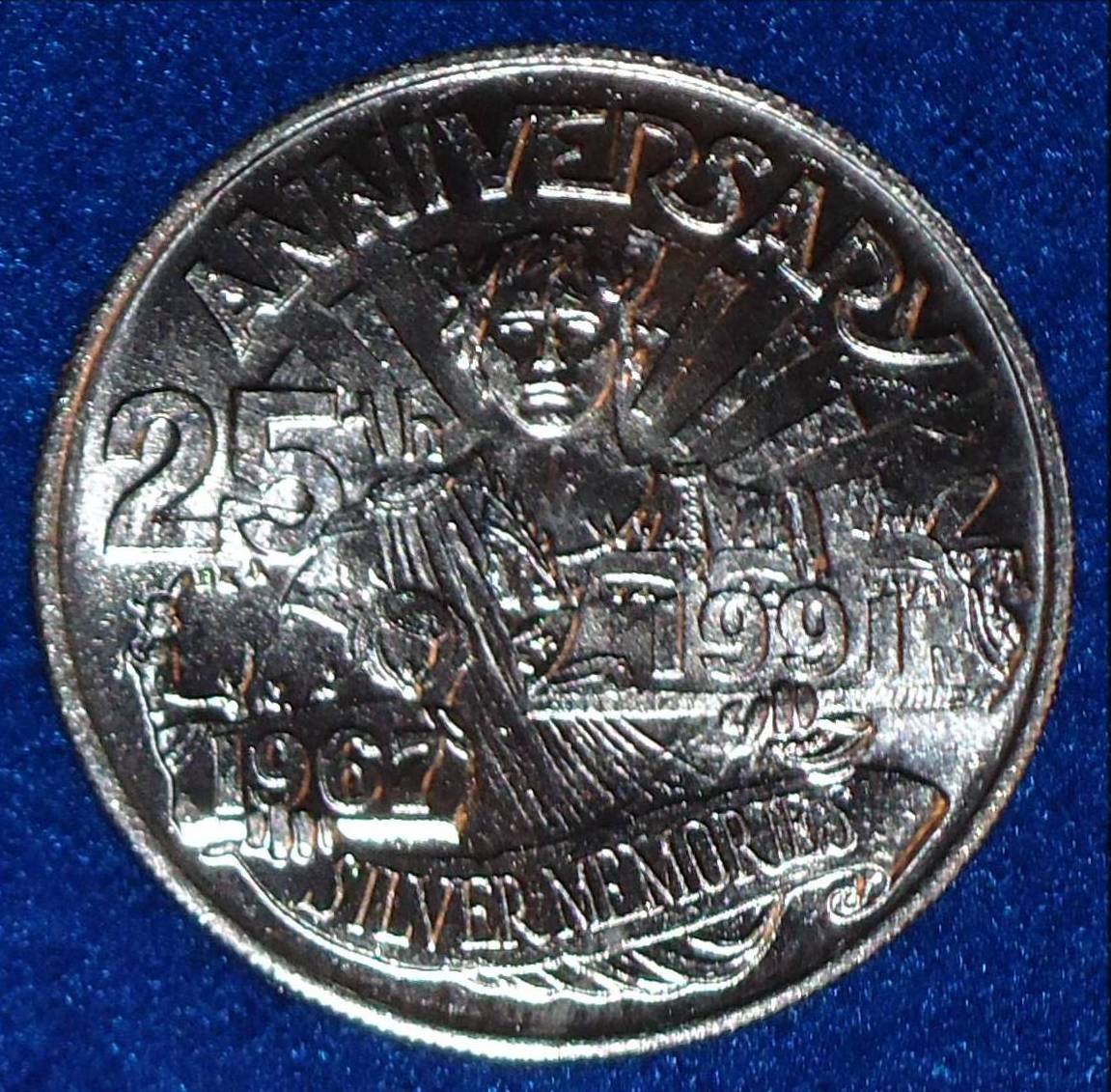 mardi gras doubloon value