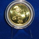 BRAND NEW COOL 50TH ANNIVERSARY WALT DISNEY STAR WARS R2D2 TOKEN W/CASE & STAND