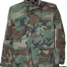 US ARMY WOODLAND CAMO BLOUSE SHIRT WITH PATCHES S/R SMALL REGULAR