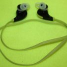 NEW WAAV RUNNER BLUETOOTH IN-EAR EARBUDS GREEN BLACK HEADPHONES