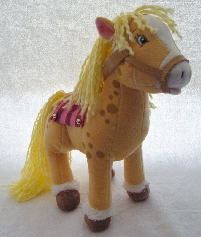 strawberry shortcake horse toy