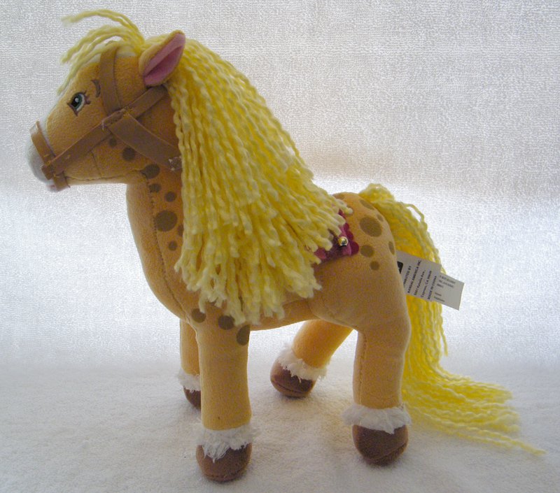 strawberry shortcake horse toy