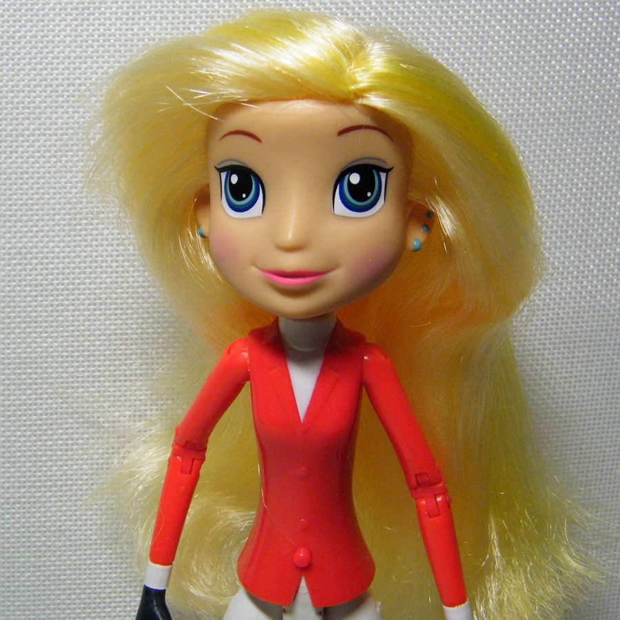 Horseland SARAH Talking Rider 9" Doll Figure Red Jacket Works Great