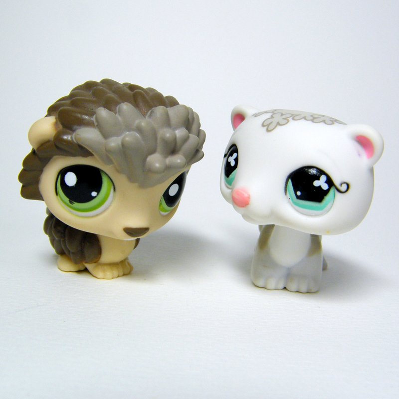 Littlest Pet Shop # 579 White FERRET & 1321 Taupe PORCUPINE LPS Friends