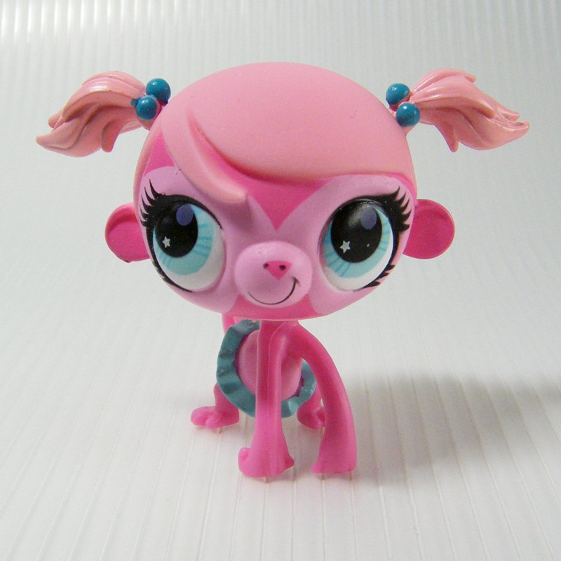 Littlest Pet Shop # 2700 MINA MARK Pink Monkey Totally Talented Artistic Pets