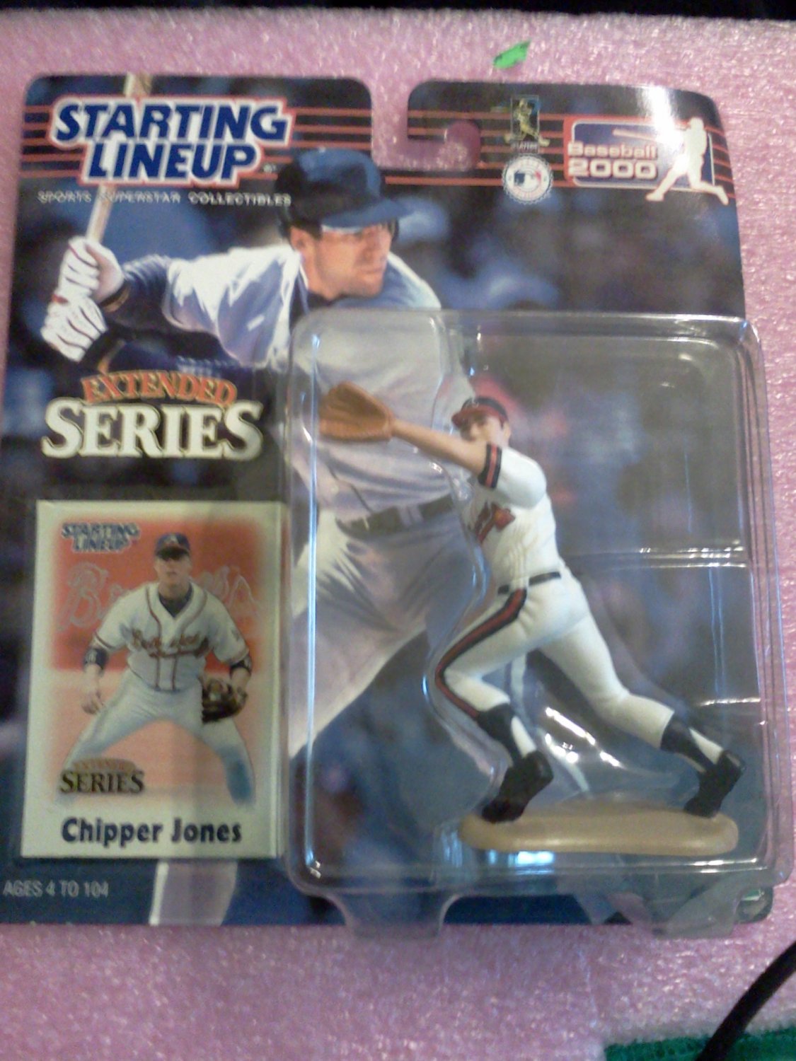 CHIPPER JONES EXTENDED SERIES 2000 KENNER STARTING LINEUP FIGURE--SEALED