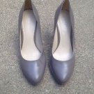 Women's Nine West Taupe Leather Platform Pumps Heels Size 7.5M EUC