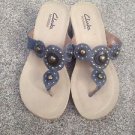 Women's Clarks Bendables Thong Style Wedge Sandals Grey Stones Studs 5M EUC