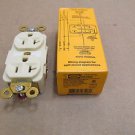 1 NIB HUBBELL HBL5362I DUPLEX RECEPTACLE 20 AMP 125 V NEMA 5-20R