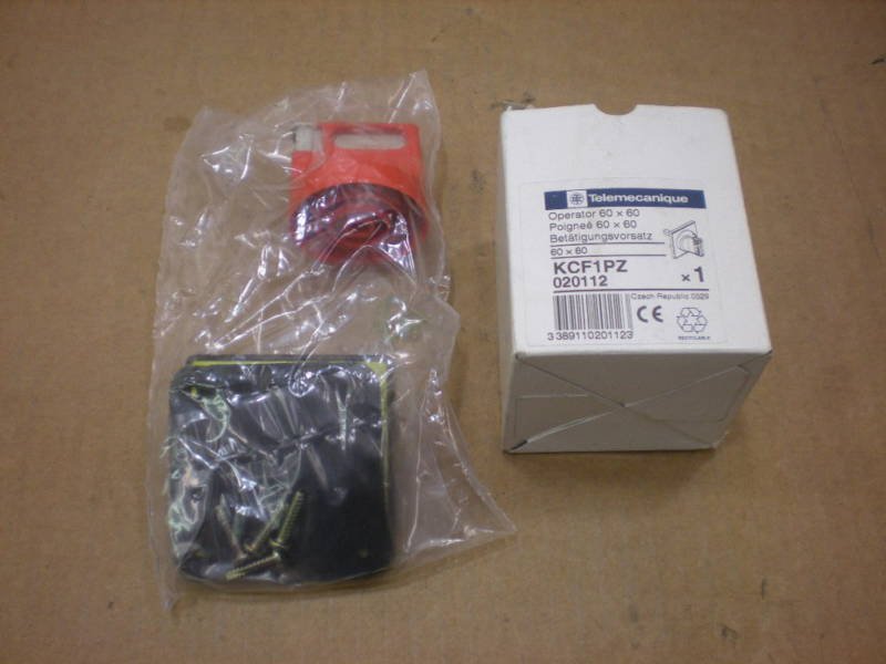 1 NIB TELEMECANIQUE KCF1PZ OPERATOR HANDLE