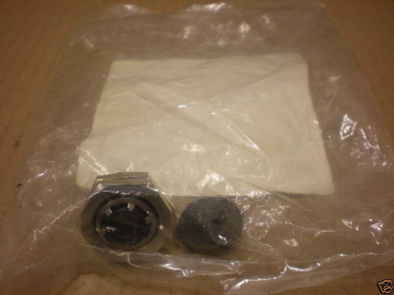 1 NIB TURCK CM-12 CM12 CUSHIONED SENSOR MOUNT