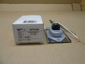 1 NIB PASS & SEYMOUR S3733-SS S3733SS SINGLE RECEPTACLE 15AMP 125V CLOCK HANGER