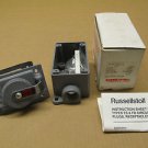 1 NIB RUSSELLSTOLL RUSSELL STOLL 3743U-2 3743U2 15 AMP 250 V RECEPTACLE