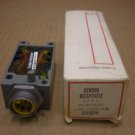 1 NIB CUTLER HAMMER E51RCP5 SENSOR RECEPTACLE SPDT 5 PIN CONNECTOR