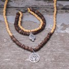 Wooden beads jewelry set, bracelet and two bracelets, kind of classic jewelry