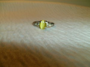 Yellow Catseye Silver Ring - Size 9