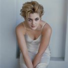 DREW BARRYMORE 8x10 GLOSSY Photo DREW BARRYMORE 8x10 GLOSSY Photo