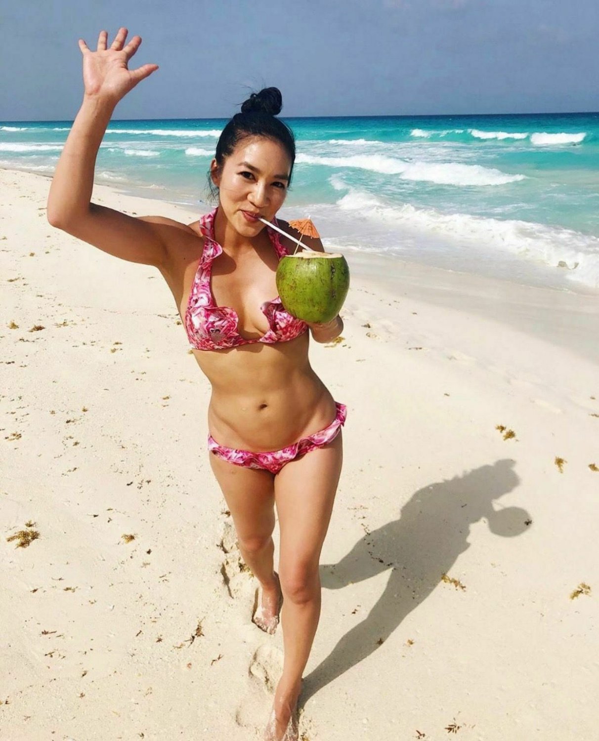 FIGURE SKATER MICHELLE KWAN 16x20 Glossy Photo