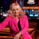 BEAUTIFUL BARBARA MANDRELL 8x10 Glossy Photo