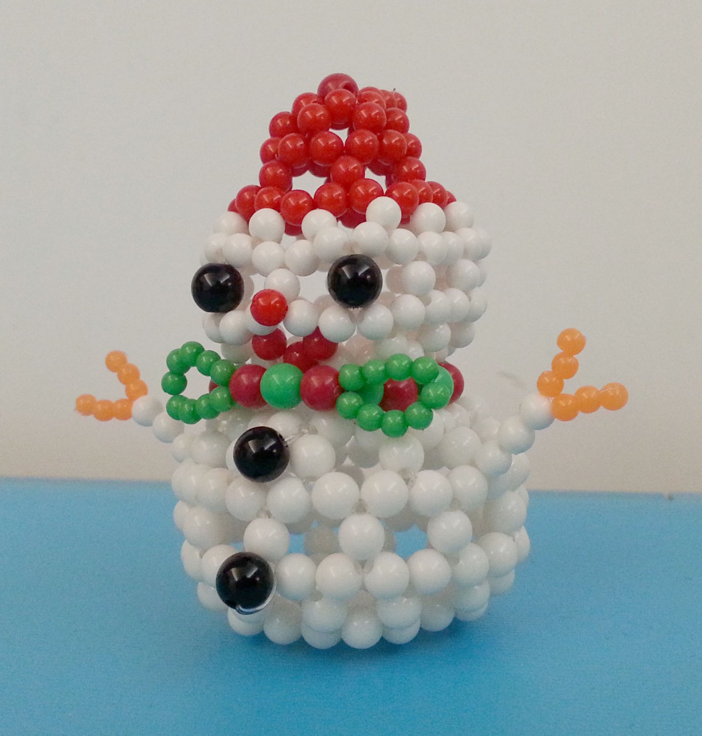 Handmade Round Beads #1 White Christmas Snowman Red Hat Figure 2.5