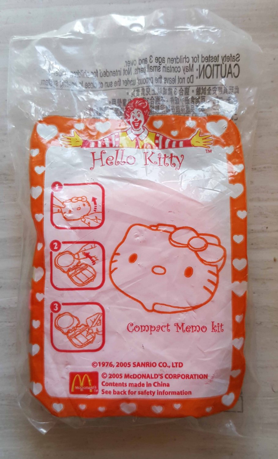 McDonald's Sanrio Happy Meal Toy Hello Kitty Compact Memo Kit