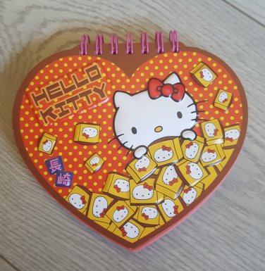 2013 Sanrio Hello Kitty 3D Cover Heart Shape Note Pad Memo Paper 12.5cm x 11cm x 1.2cm thk