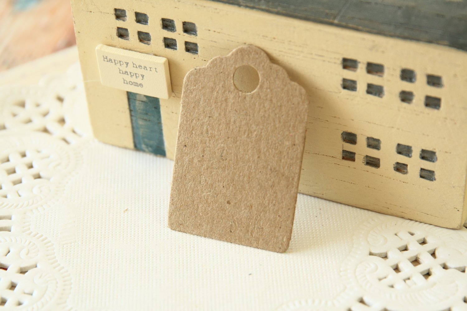 Plain Kraft Brown mini scallop swing tags