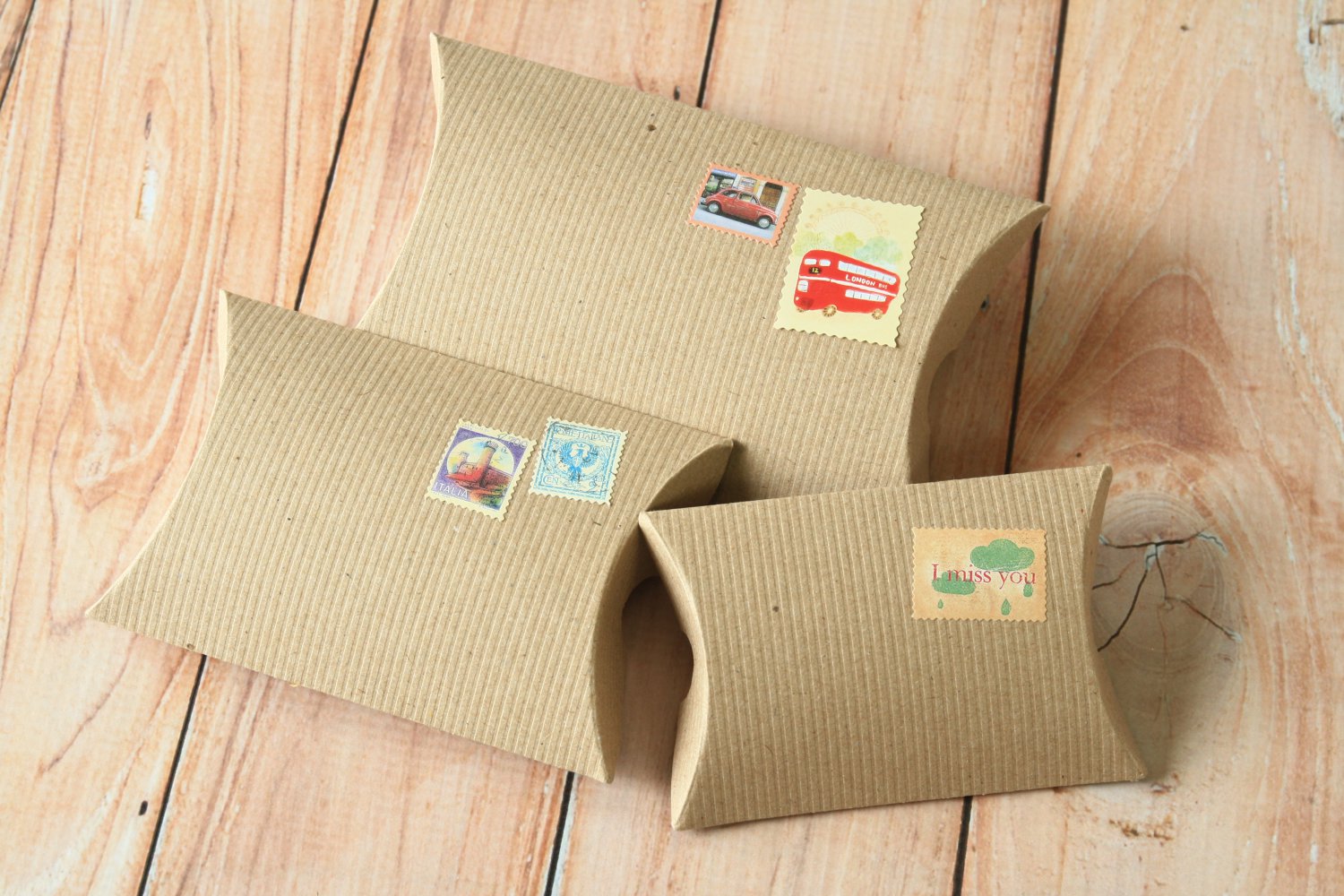 Ribbed Brown Kraft DIY Medium pillow boxes