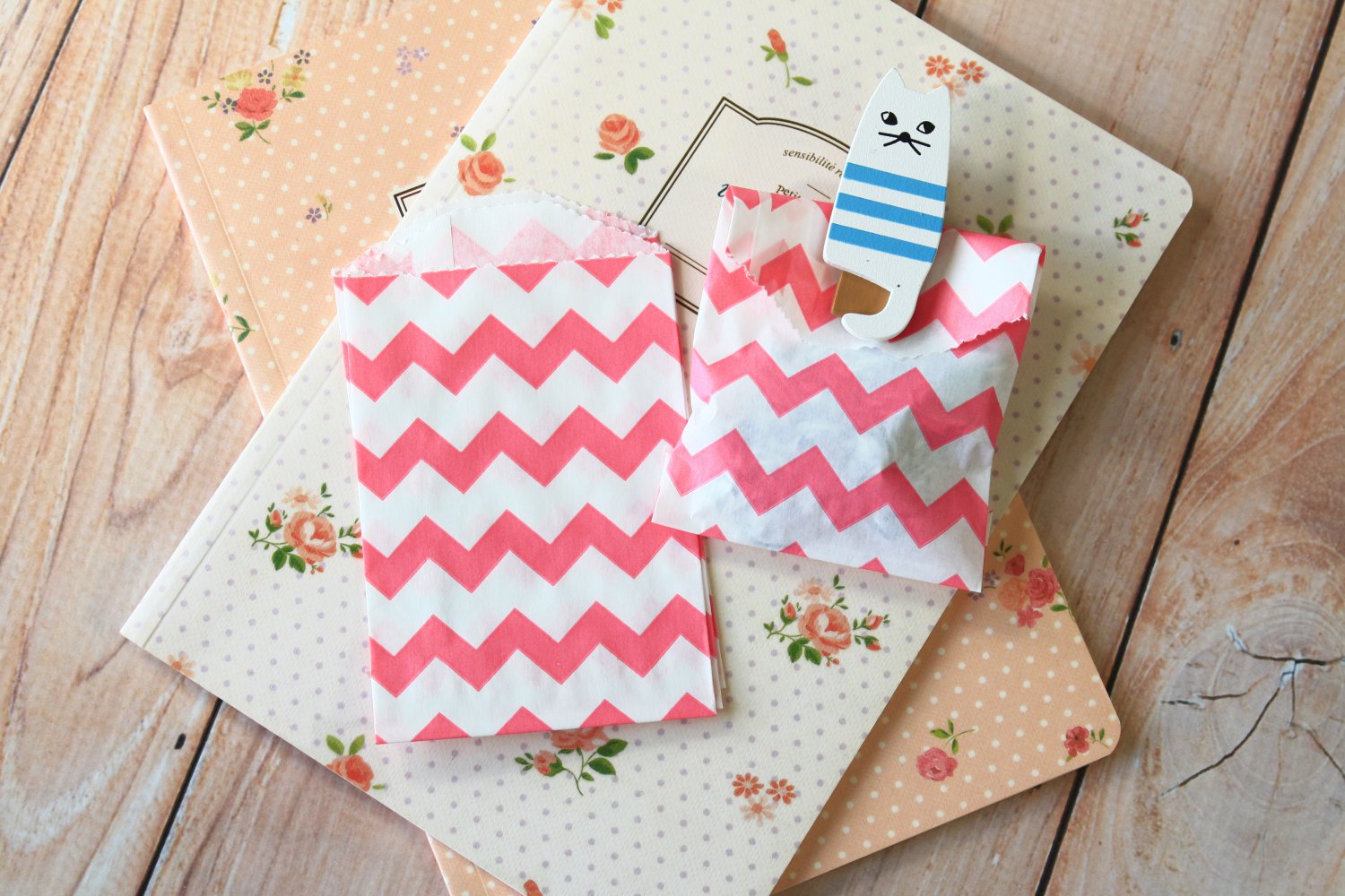 Hot Pink Chevron Itty Bitty Bags small paper bags