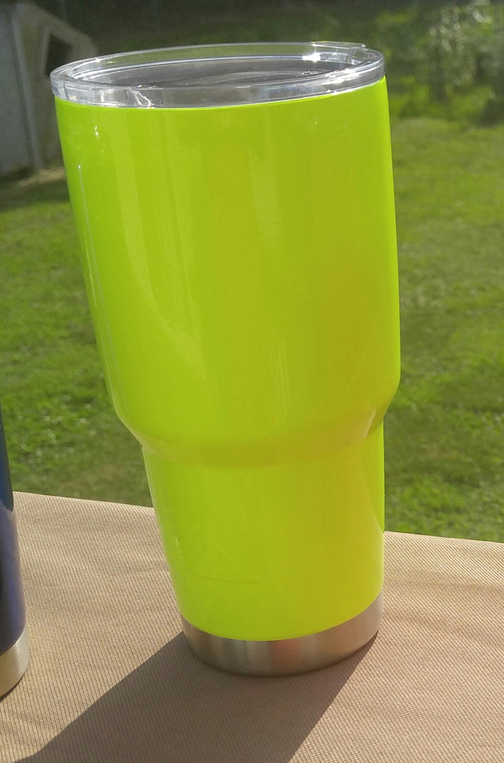 30-oz in Neon Green – The Gryp