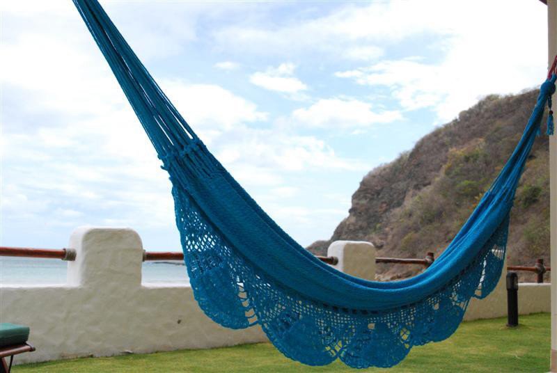 Celeste Aqua NICARAGUAN HAMMOCK WITH UNIVERSAL HAMMOCK STAND