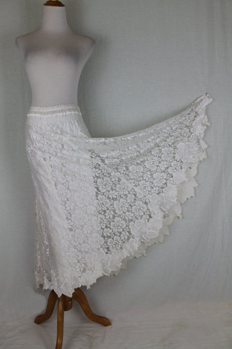 Vintage Louise White Viscose Net Lace Tea Length Full Skirt Made in Italy M 8 42